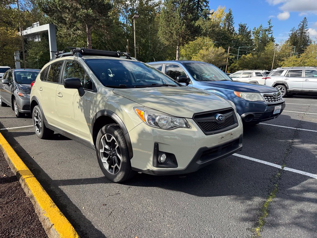 Used 2016 Subaru Crosstrek 2.0i AWD/4WD image 1