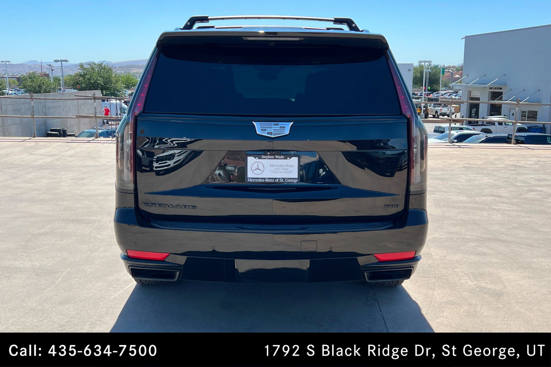 Used 2022 Cadillac Escalade Sport w/ Touring Package AWD/4WD image 4