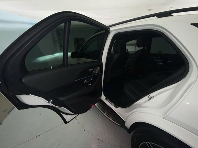 Used 2024 Mercedes-Benz GLE 450e 4MATIC image 23