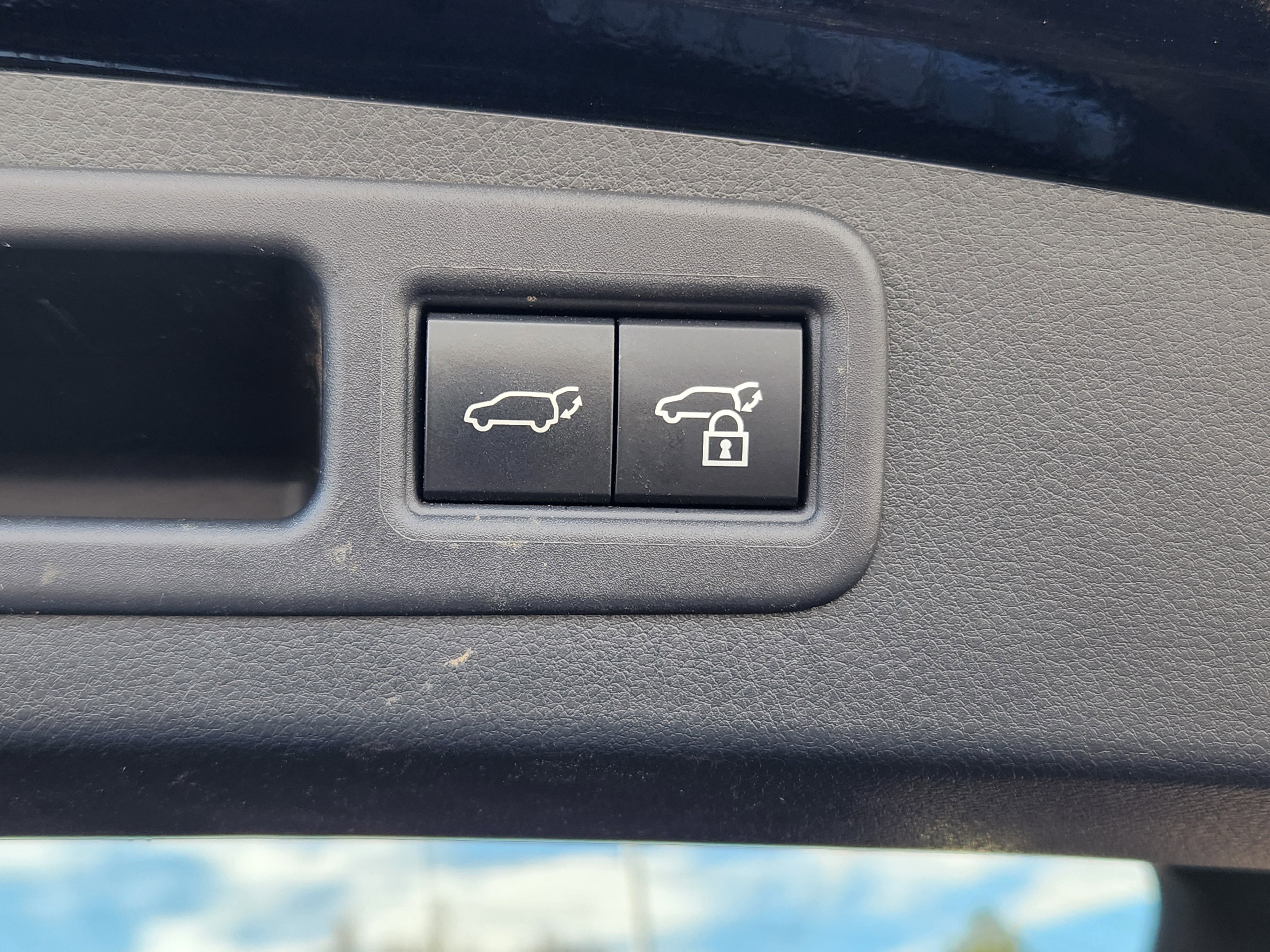 Used 2023 Lexus RX 350 w/ Cold Area Package image 20