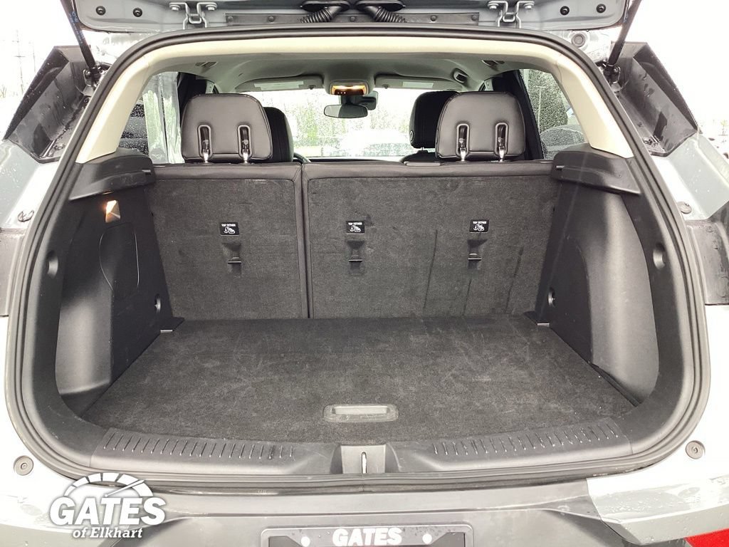 Used 2025 Buick Encore GX Preferred AWD/4WD image 12