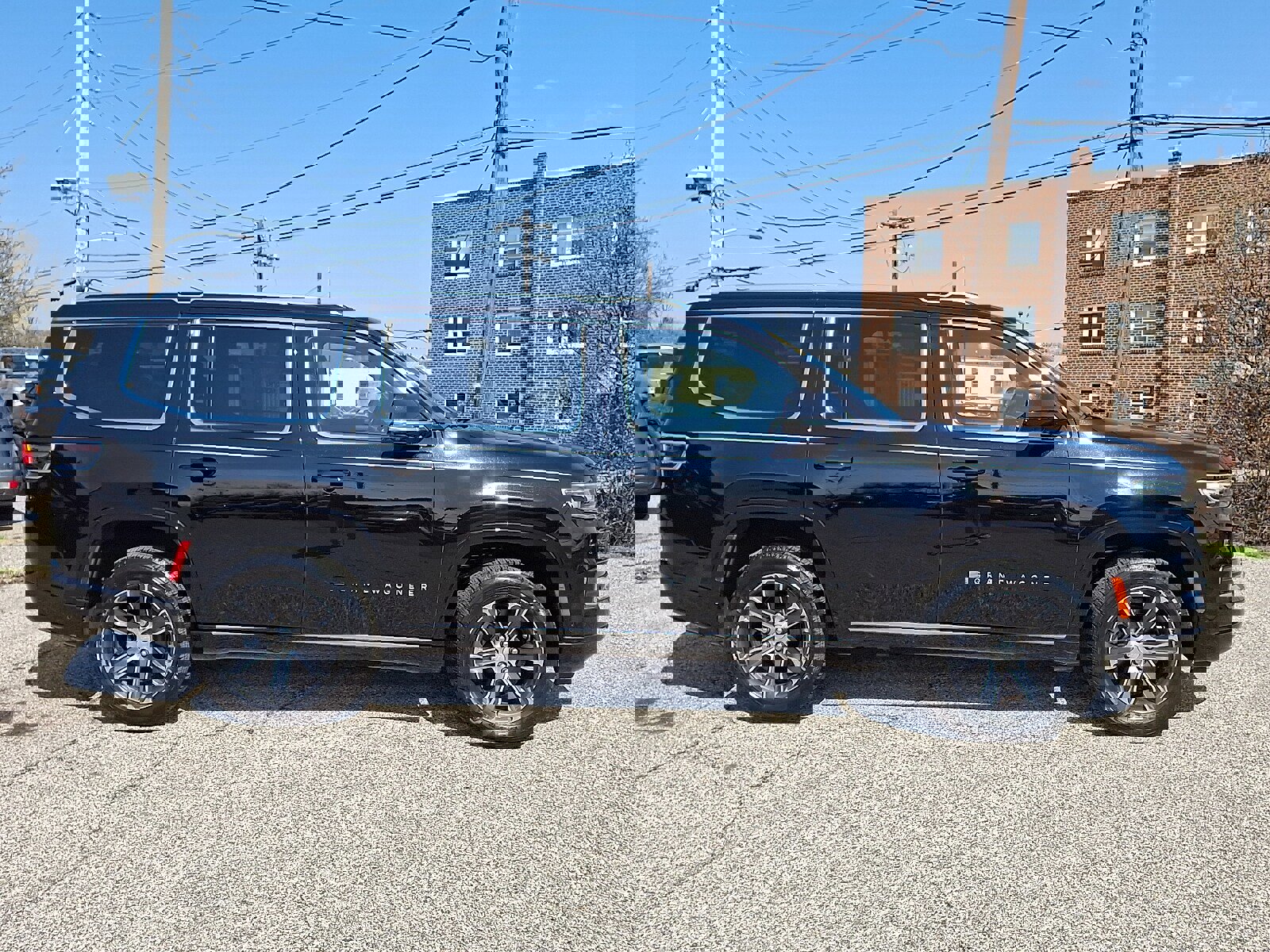 Used 2022 Jeep Grand Wagoneer Series I image 7