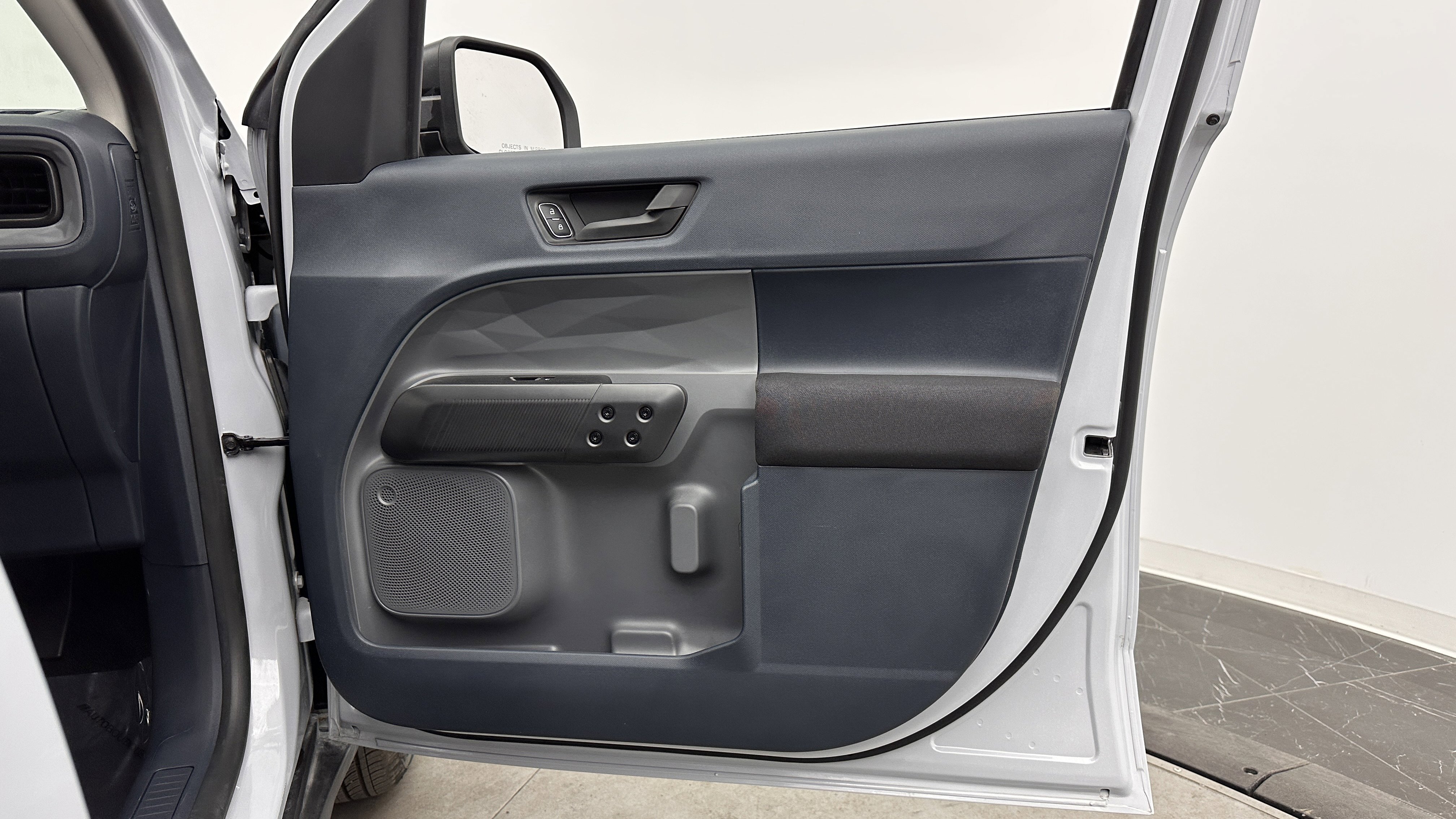 Used 2025 Ford Maverick XL FWD image 29
