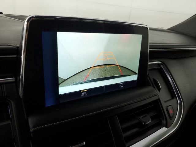 Used 2023 Chevrolet Suburban Premier image 30