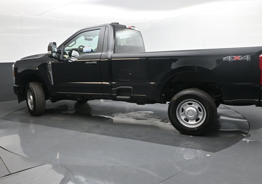 New 2026 Ford F350 XL image 3