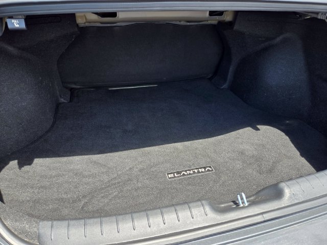 Used 2023 Hyundai Elantra SEL w/ Convenience Package FWD image 17