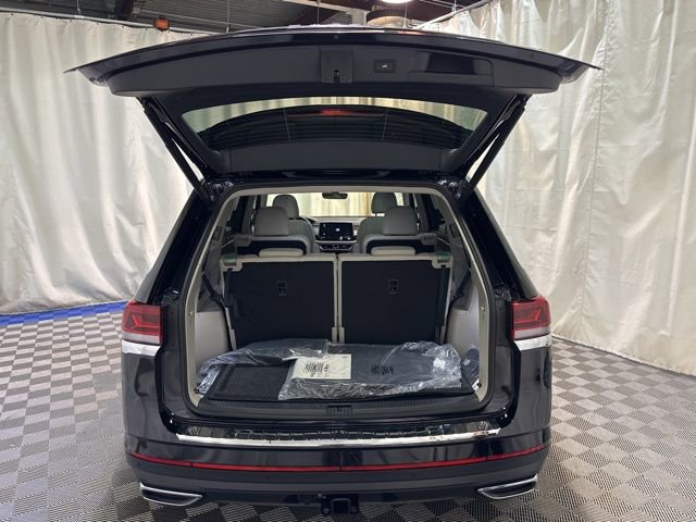 New 2026 Volkswagen Atlas SE image 36