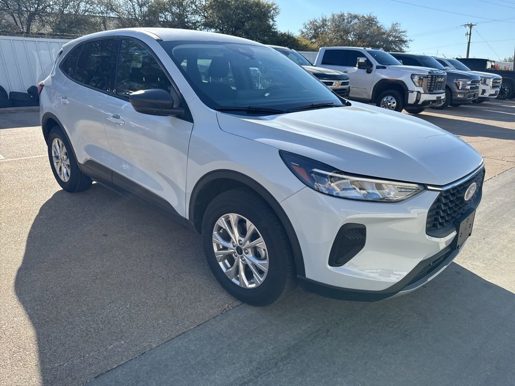 Used 2025 Ford Escape Active w/ Tech Pack #1 image 9