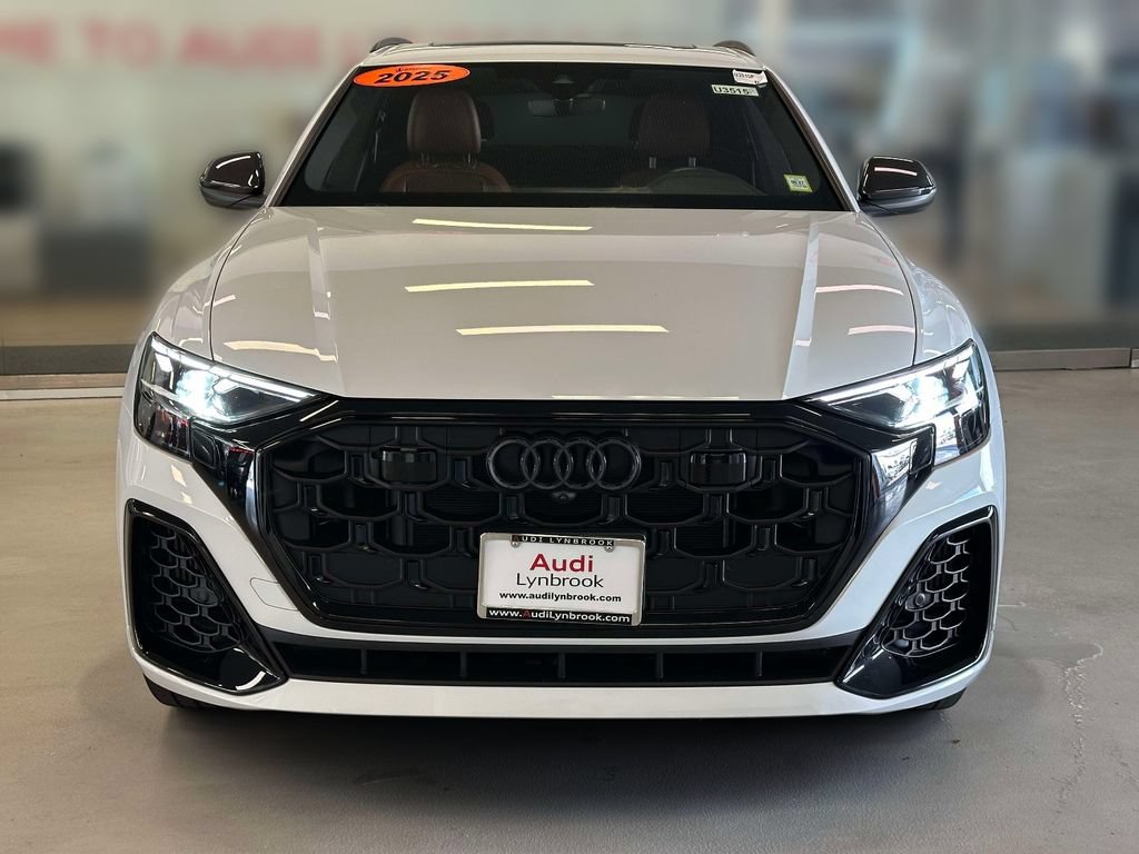 Used 2025 Audi Q8 Premium Plus w/ Premium Plus Package AWD/4WD image 2