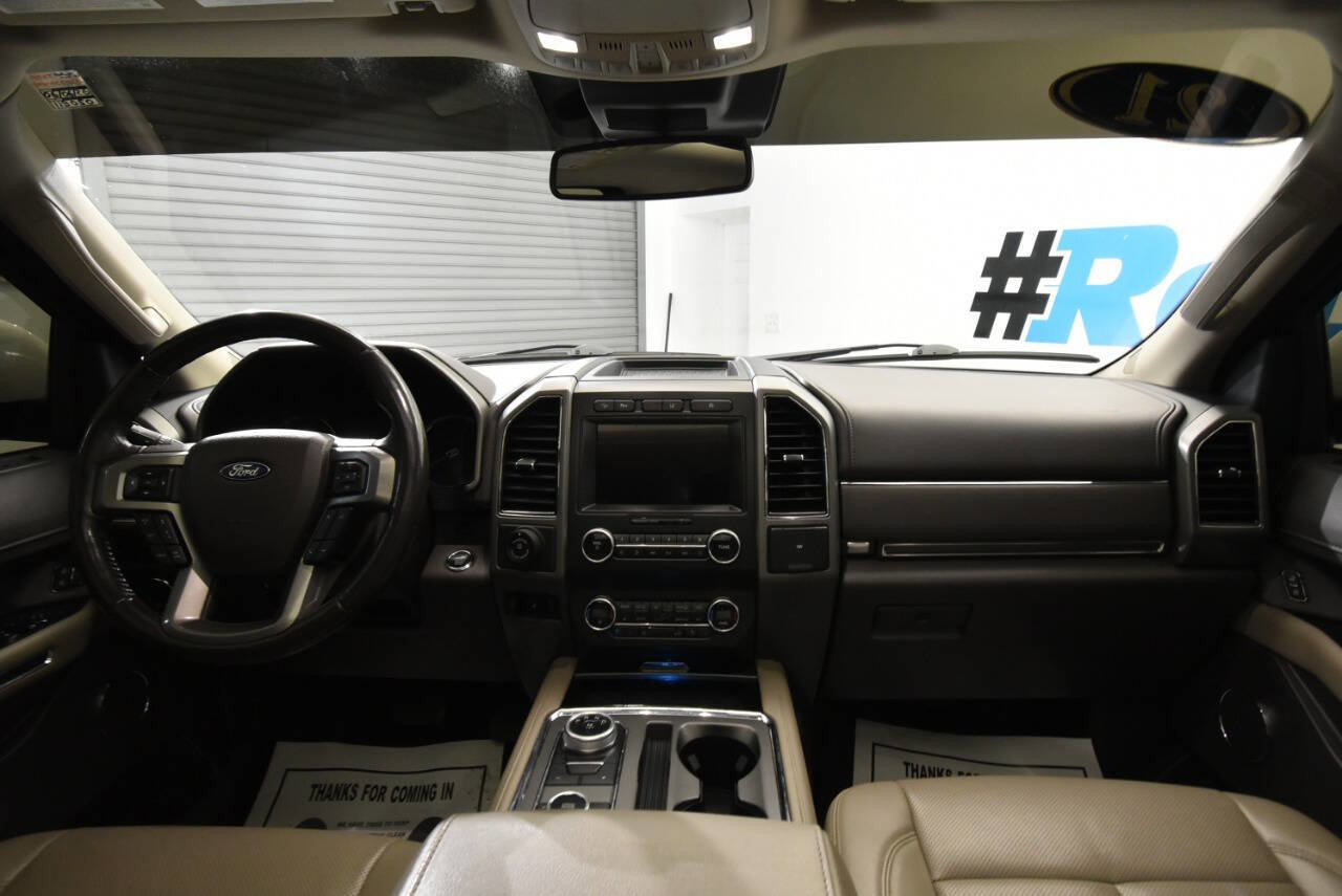 Used 2021 Ford Expedition XLT image 19