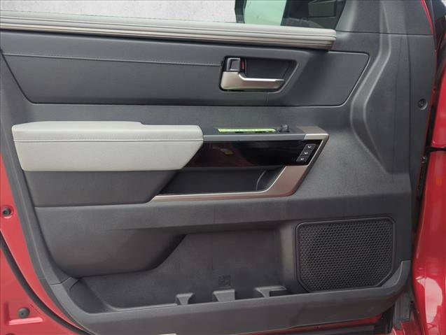 Used 2026 Toyota Tundra Limited AWD/4WD image 10