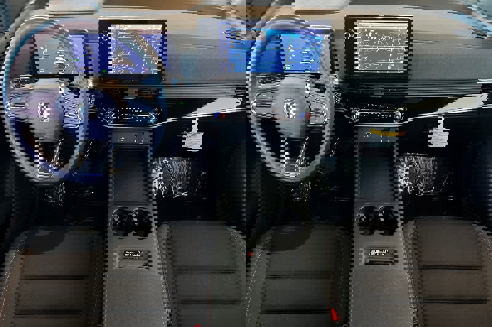 New 2025 Honda Prologue EX image 3