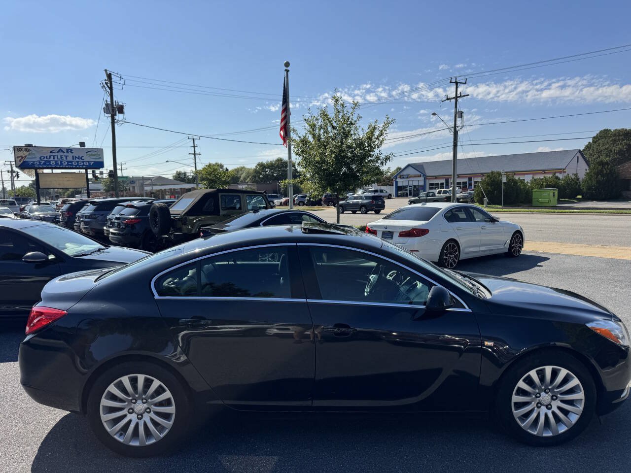 Used 2011 Buick Regal CXL w/ RL4 Preferred Equipment Group FWD image 3