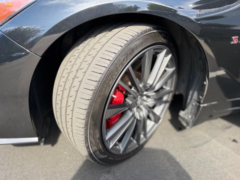 Used 2018 INFINITI Q50 Red Sport 400 w/ Sensory Package (Sport) RWD image 19