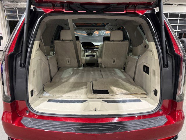 Used 2021 Cadillac Escalade Sport Platinum w/ Heavy-Duty Trailer Package image 19