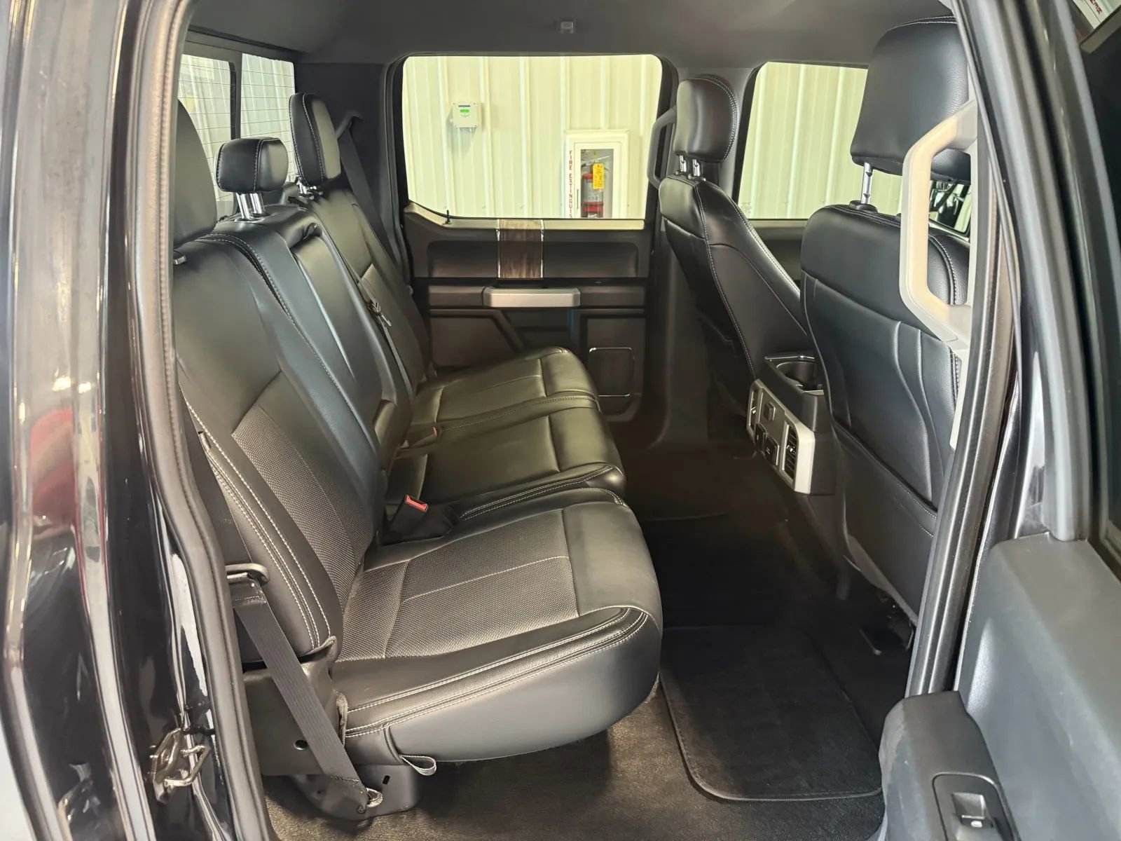 Used 2019 Ford F150 Lariat w/ Trailer Tow Package AWD/4WD image 24