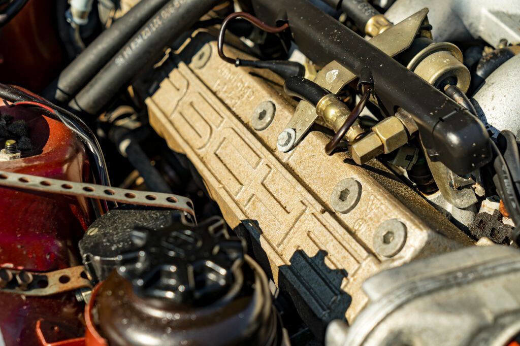 Used 1986 Porsche 944 Turbo image 51