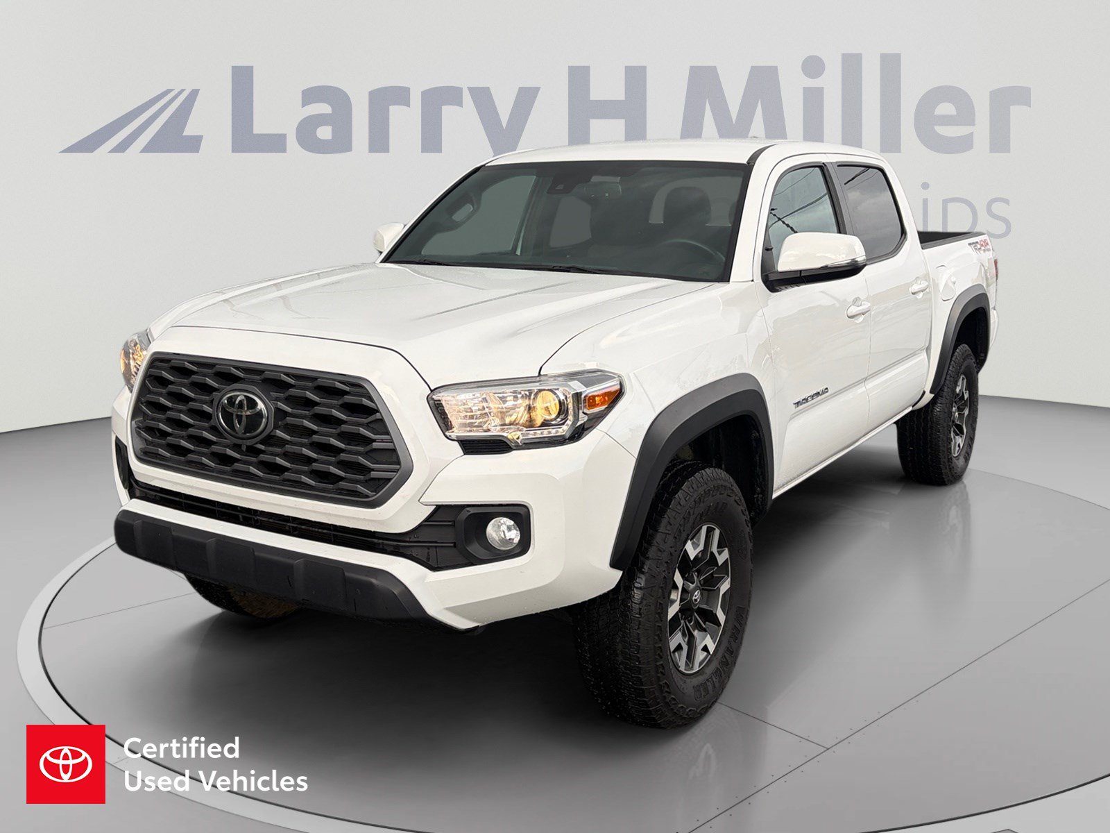 Used 2023 Toyota Tacoma TRD Off-Road w/ Technology Package AWD/4WD image 1