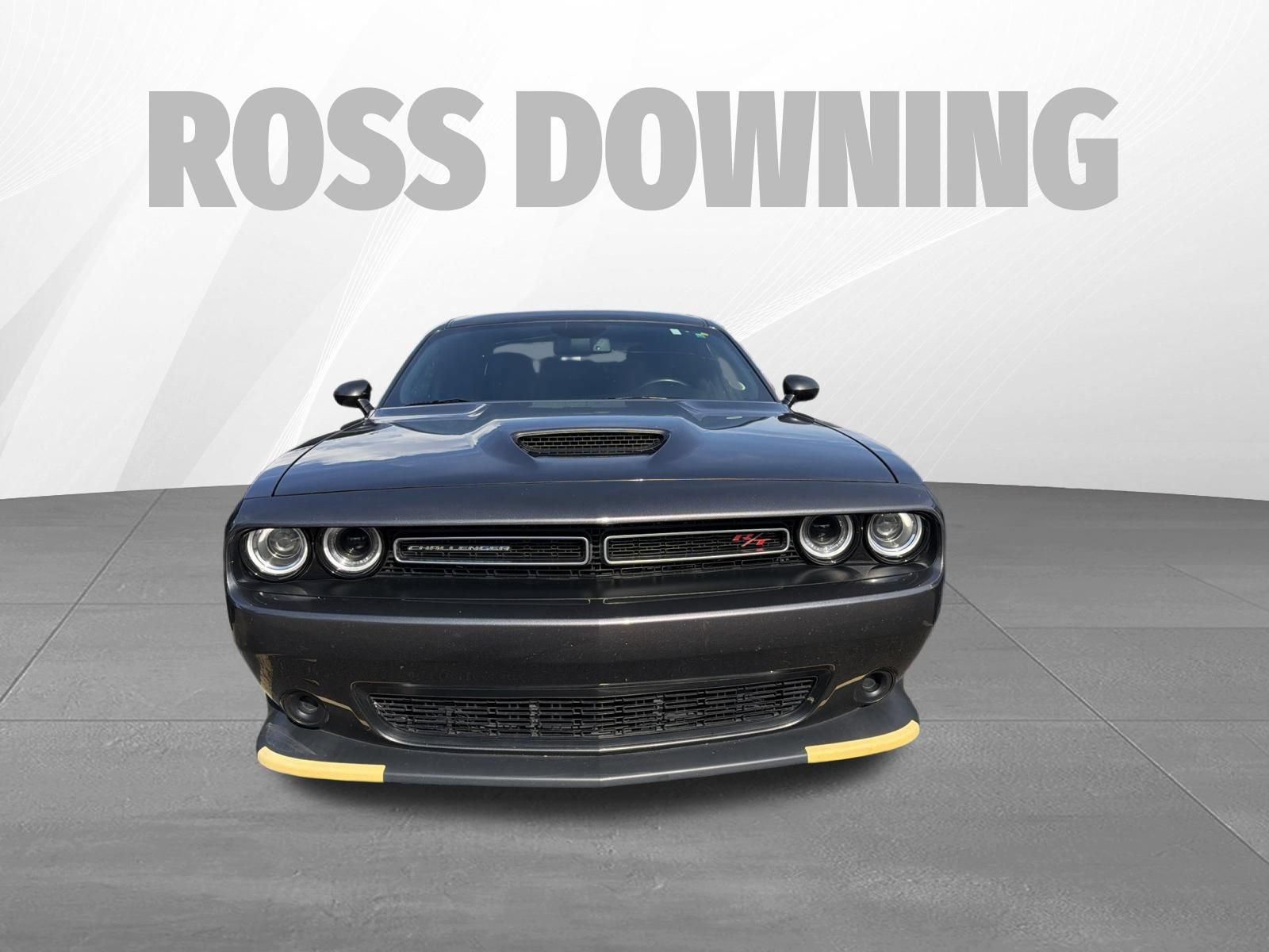 Used 2023 Dodge Challenger R/T RWD image 2