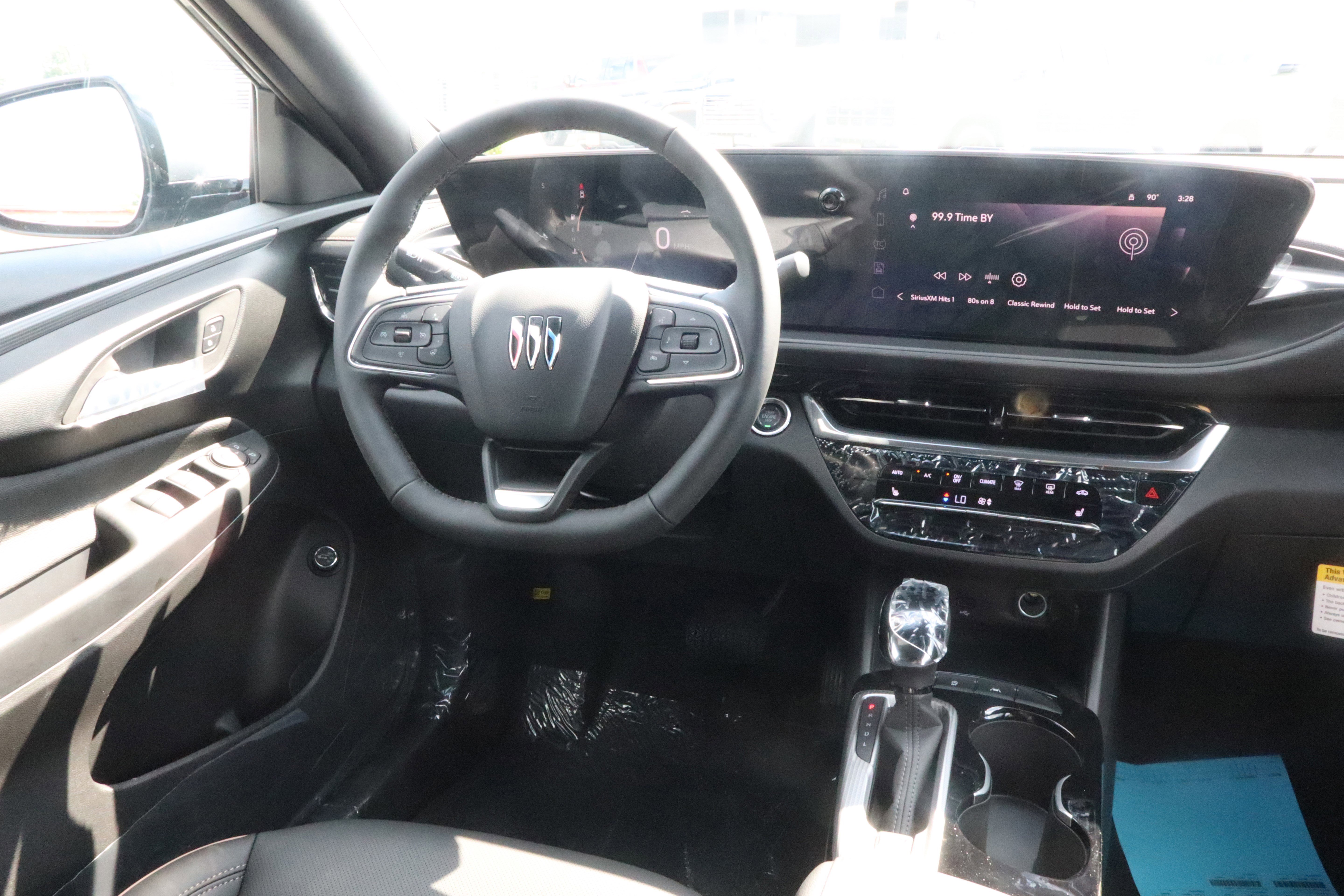 New 2025 Buick Envista Avenir image 10