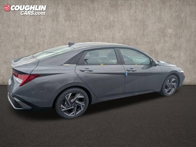 New 2026 Hyundai Elantra Limited w/ Cargo Package FWD image 9