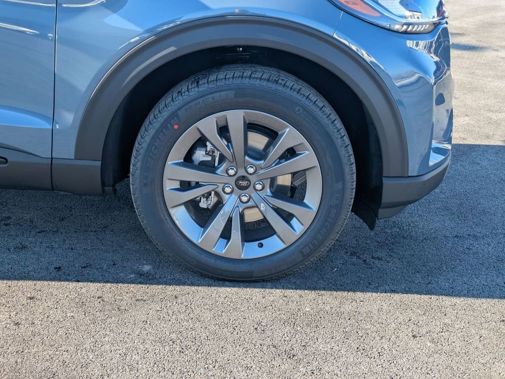 New 2026 Ford Explorer Active w/ Active Comfort Package AWD/4WD image 23