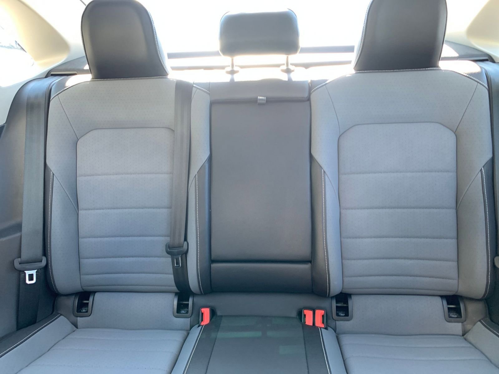 Used 2025 Volkswagen Jetta SE image 37