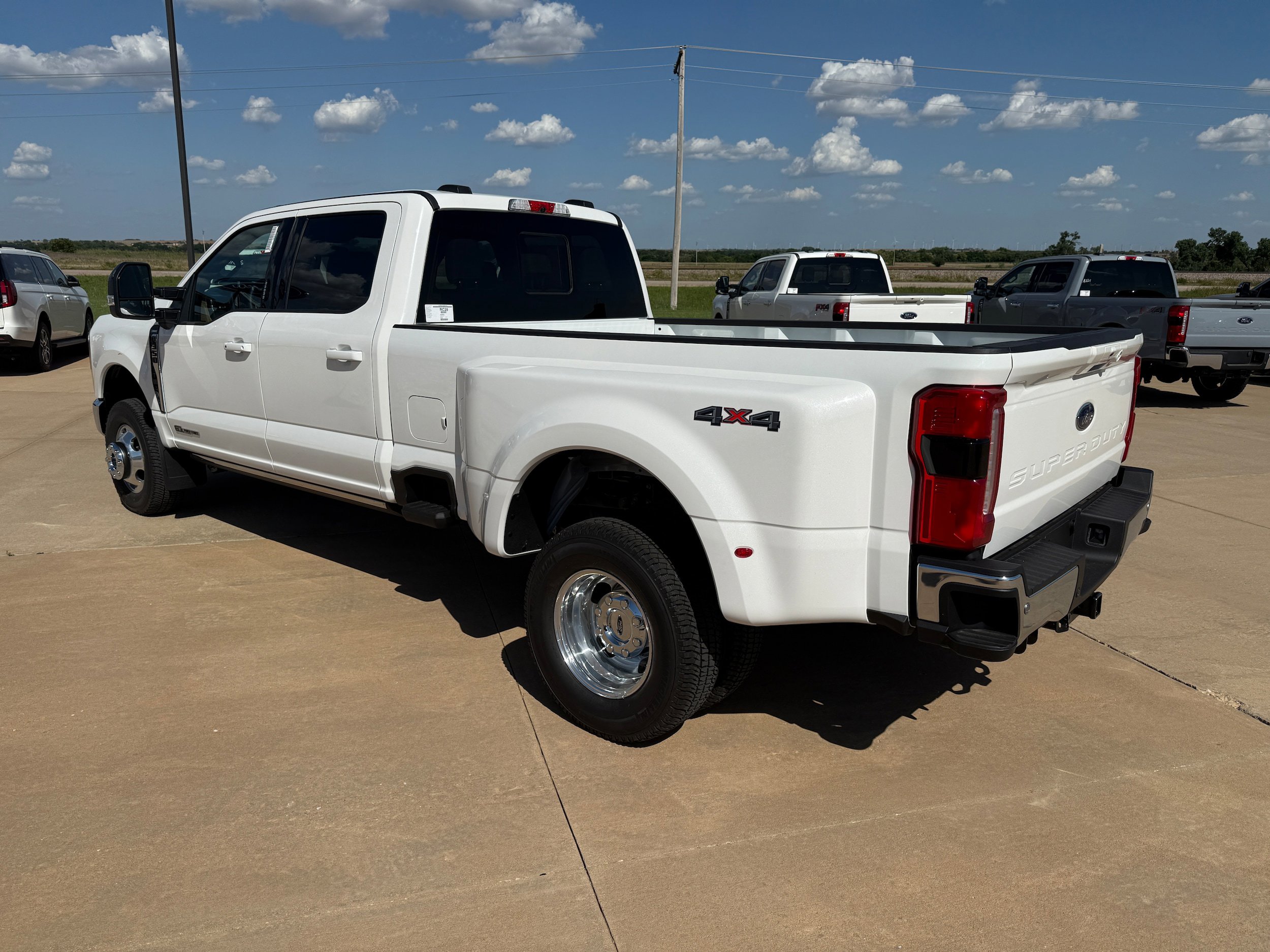 New 2026 Ford F350 Lariat w/ Lariat Ultimate Package AWD/4WD image 12