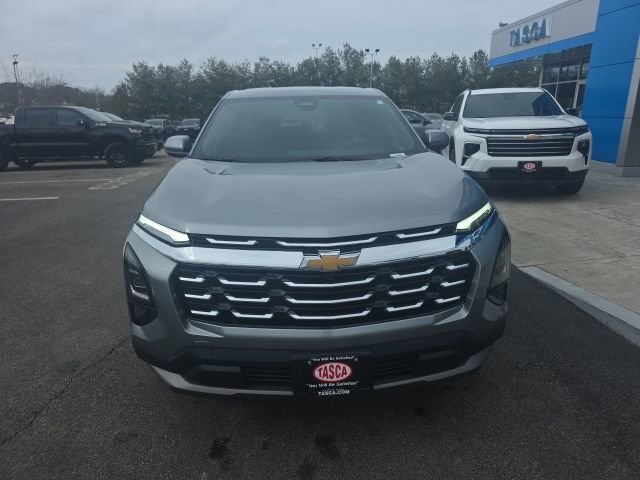 New 2026 Chevrolet Equinox LT w/ Convenience Package II AWD/4WD image 2