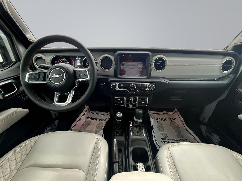 Used 2023 Jeep Wrangler Unlimited Sahara AWD/4WD image 12