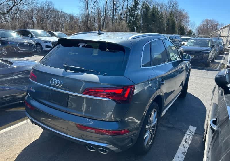 Used 2022 Audi SQ5 Premium image 3
