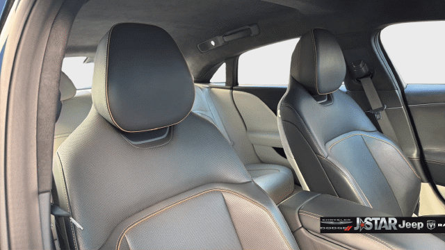 Used 2024 Lucid Air Touring AWD/4WD image 12