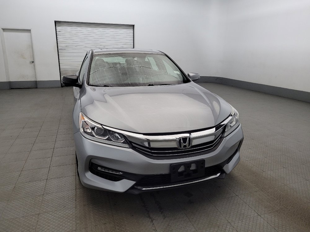 Used 2017 Honda Accord EX image 14