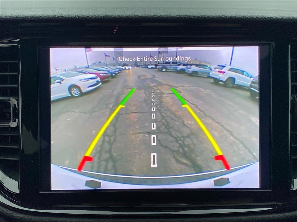 Used 2022 Dodge Durango R/T w/ Blacktop Package AWD/4WD image 17