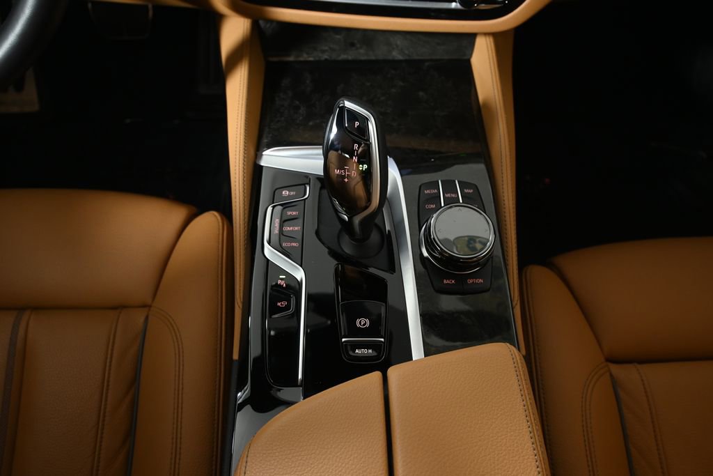 Certified 2023 BMW M550i xDrive M550i xDrive w/ Executive Package image 25