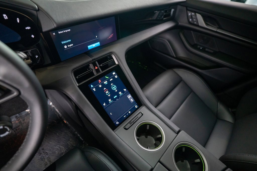 New 2025 Porsche Taycan 4S image 26