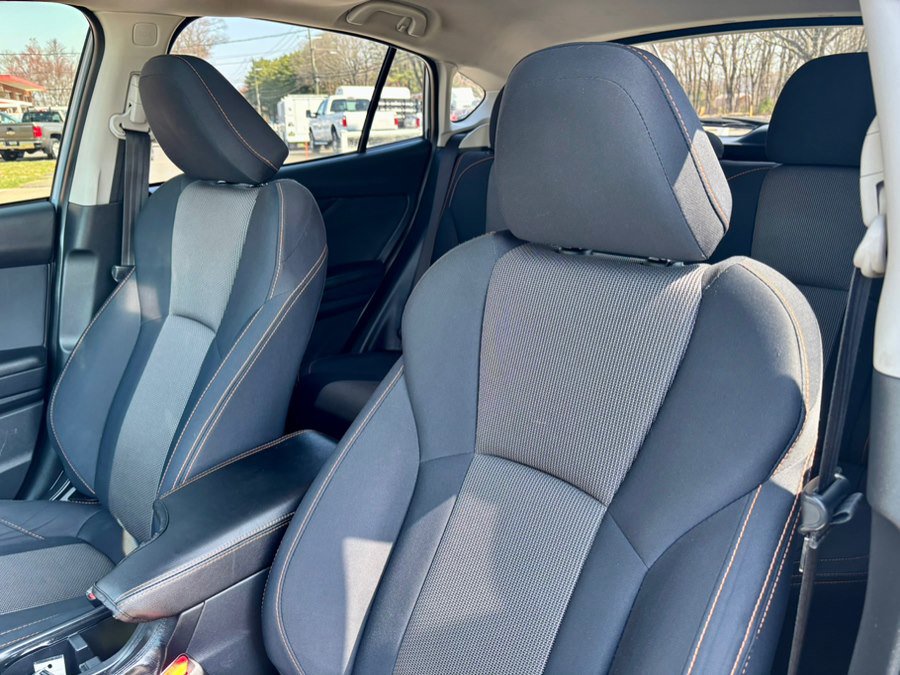 Used 2018 Subaru Crosstrek 2.0i Premium w/ Moonroof Package image 17