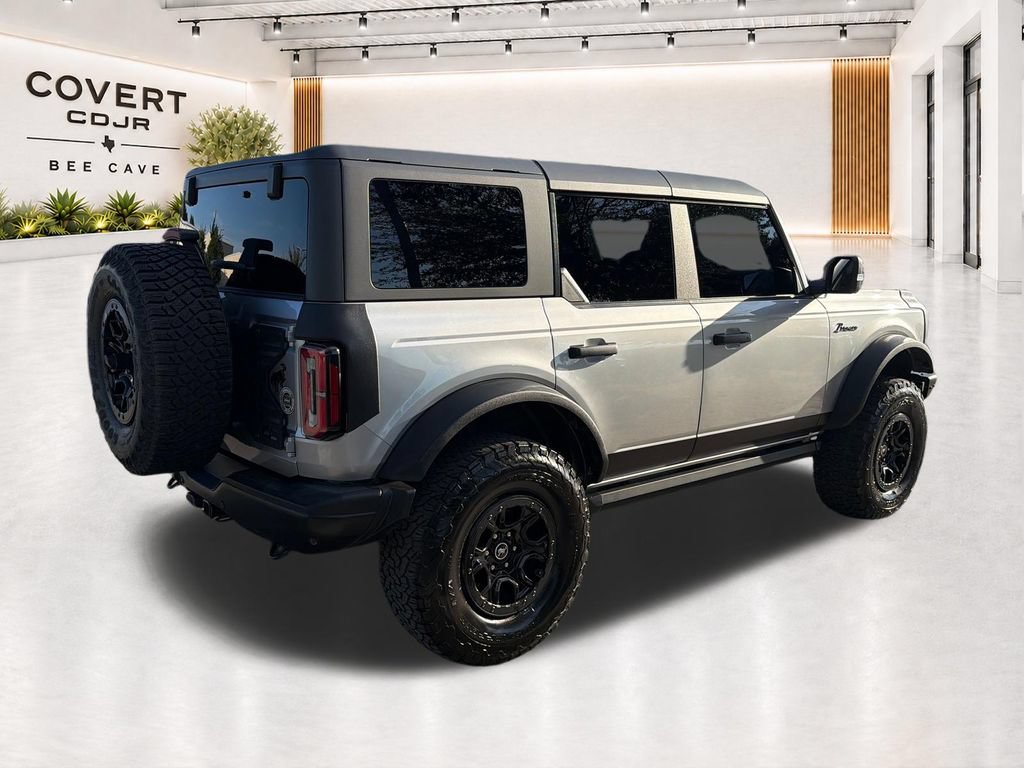 Used 2022 Ford Bronco Badlands w/ Sasquatch Package AWD/4WD image 12