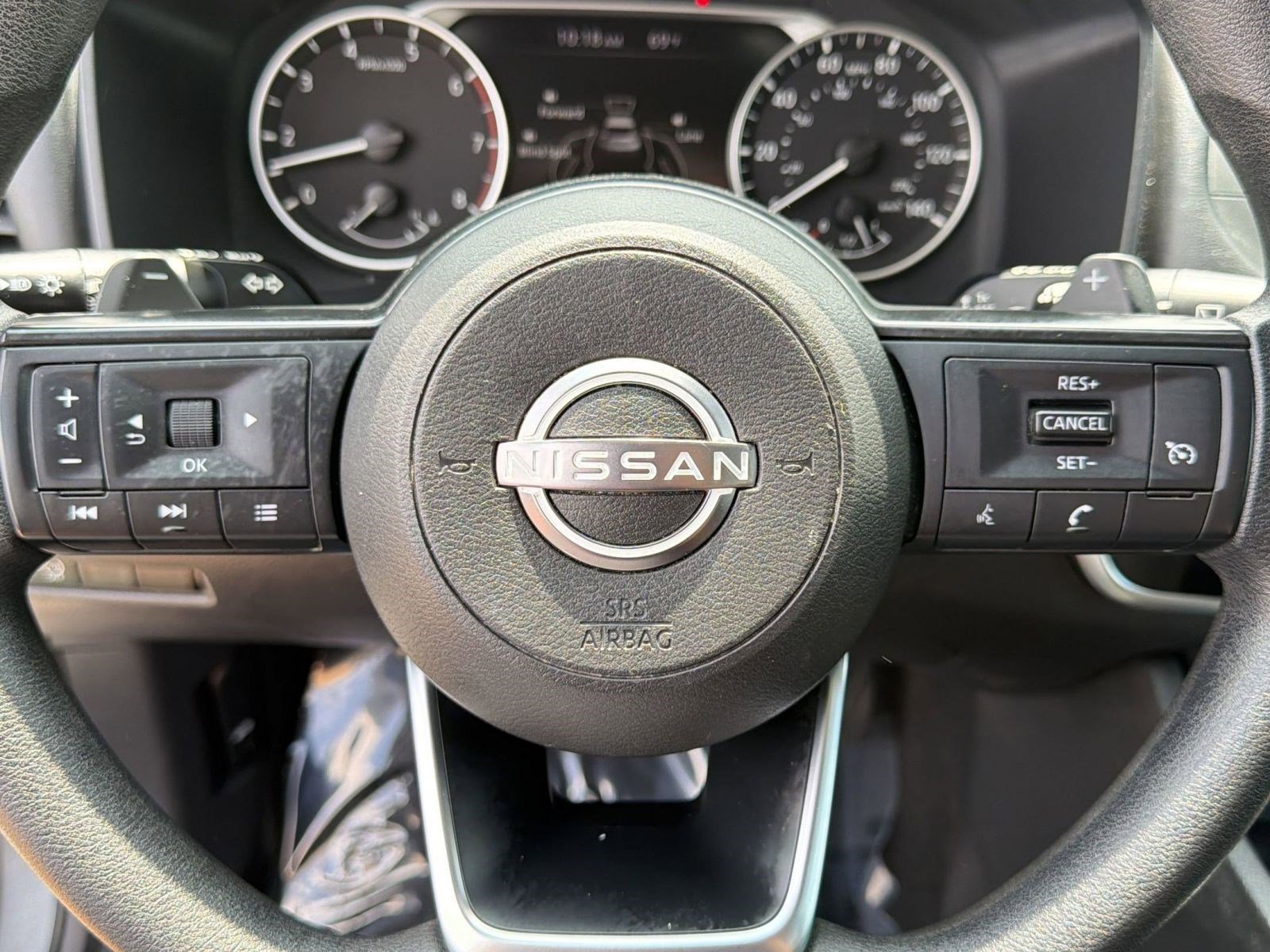 Used 2023 Nissan Rogue S FWD image 14