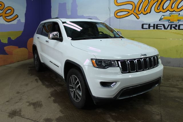 Used 2020 Jeep Grand Cherokee Limited w/ Luxury Group II RWD image 3
