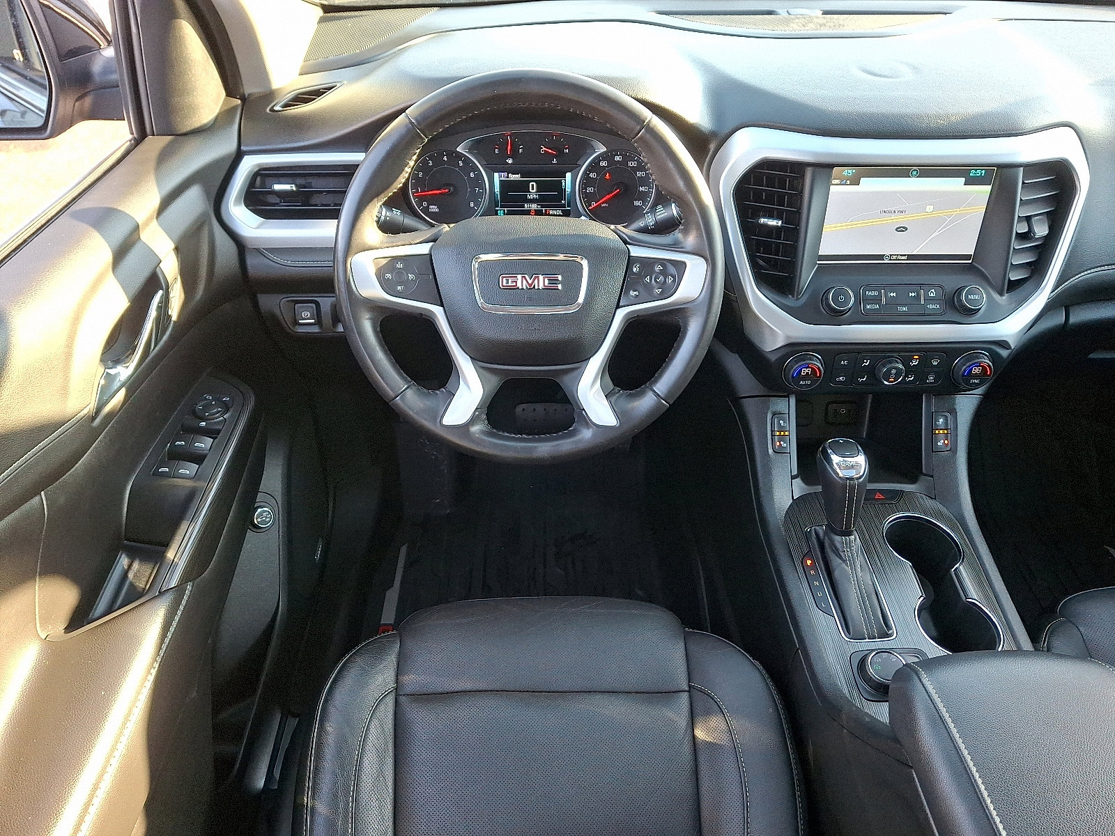 Used 2019 GMC Acadia SLT w/ LPO, Floor Liner Package image 11