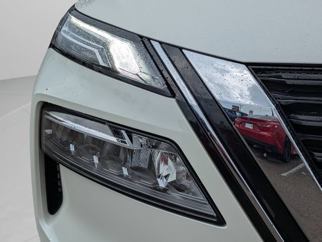 Used 2023 Nissan Rogue Platinum w/ Platinum Premium Package FWD image 31