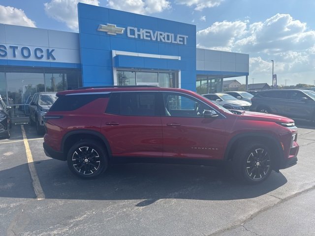 New 2026 Chevrolet Traverse LT image 2