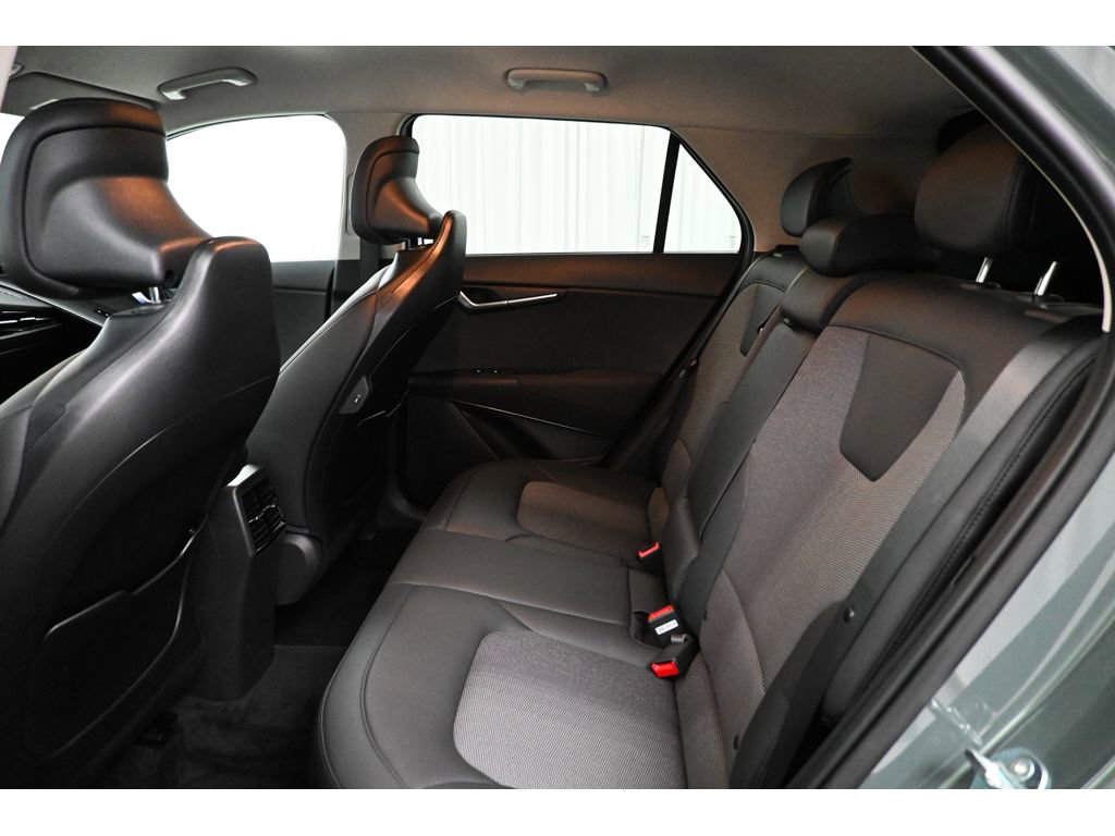 Used 2025 Kia Niro EX w/ EX Cold Weather Package FWD image 15