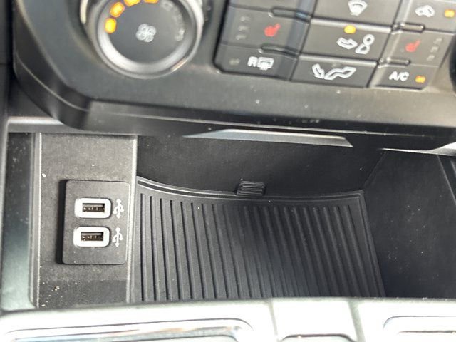 Used 2017 Ford F150 XLT w/ Equipment Group 302A Luxury image 38