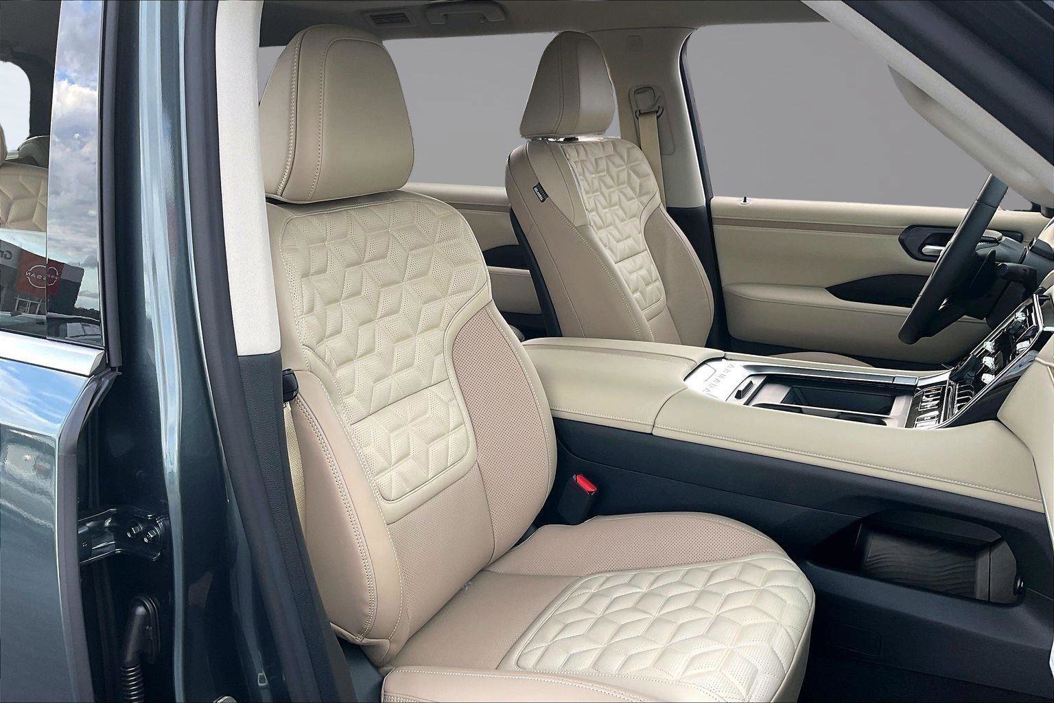 New 2026 Nissan Armada Platinum Reserve image 9