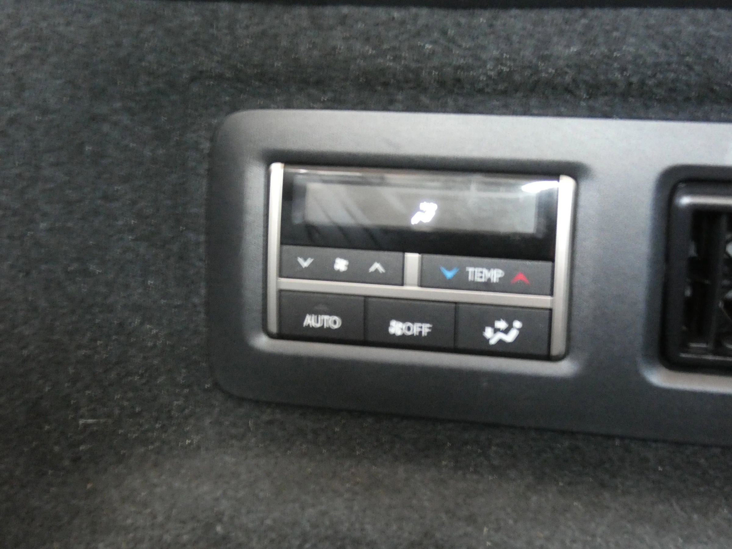 Used 2020 Lexus RX 350L FWD w/ Premium Package image 44