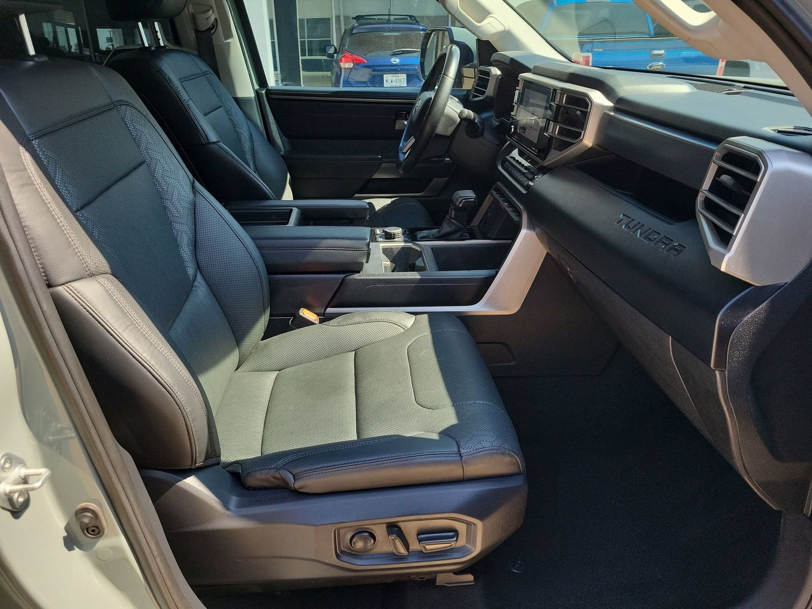 Used 2022 Toyota Tundra SR5 w/ TRD Off-Road Premium Package AWD/4WD image 27