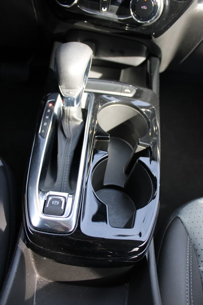 Used 2025 Chevrolet Trax LT image 39