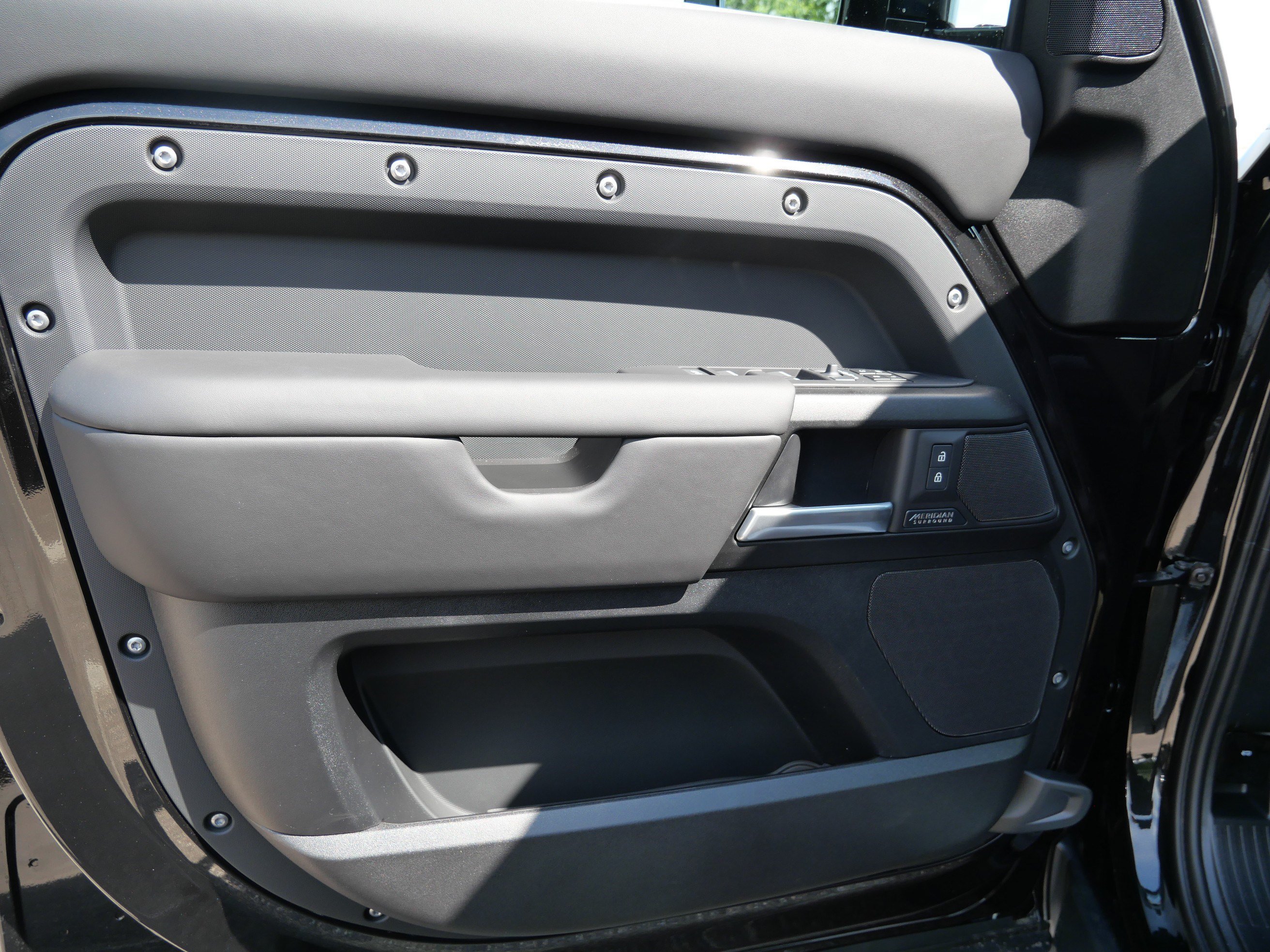 New 2026 Land Rover Defender 130 X AWD/4WD image 4